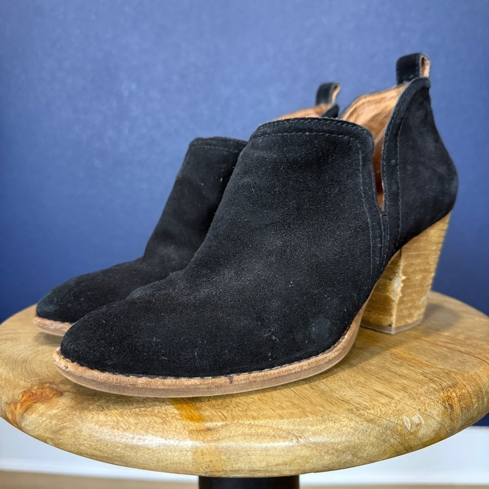 Jeffrey Campbell Rosalee Black Suede Ankle Booties | Size 9